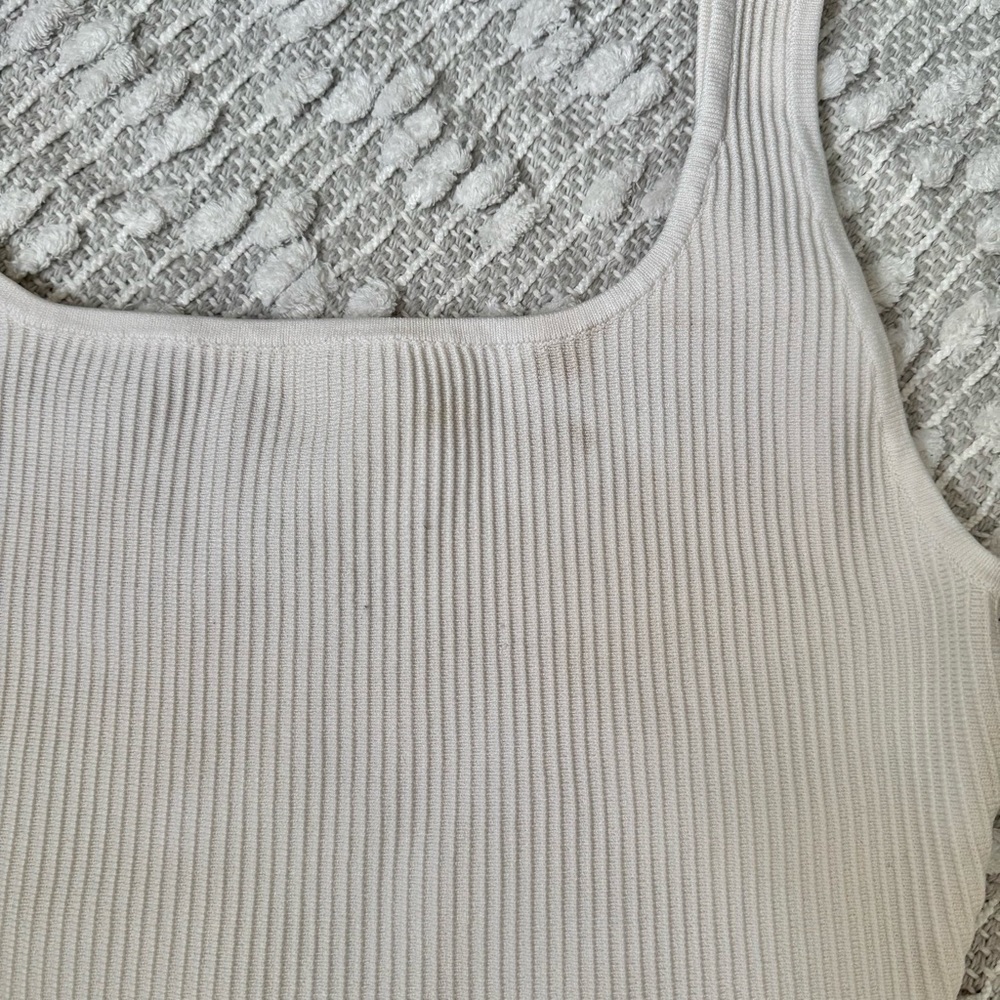 Babaton Cream Ribbed Crop Top - Picture 5 of 7